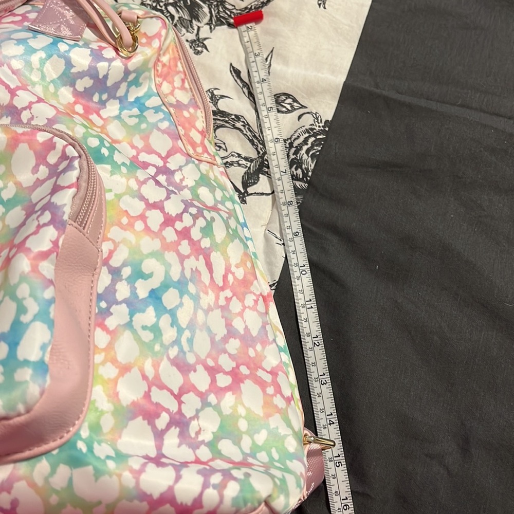 💕🌼 Luv Betsy Johnson Quilted Backpack - Picture 7 of 9